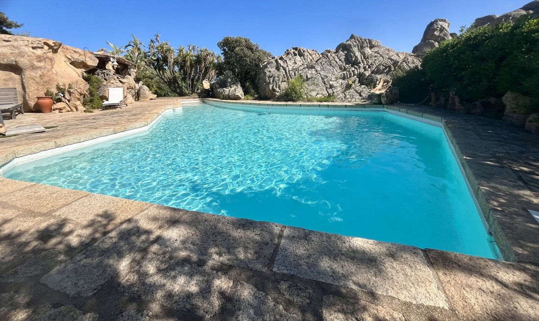 Villa in San Pantaleo, Olbia, Italy 3 - 14244072