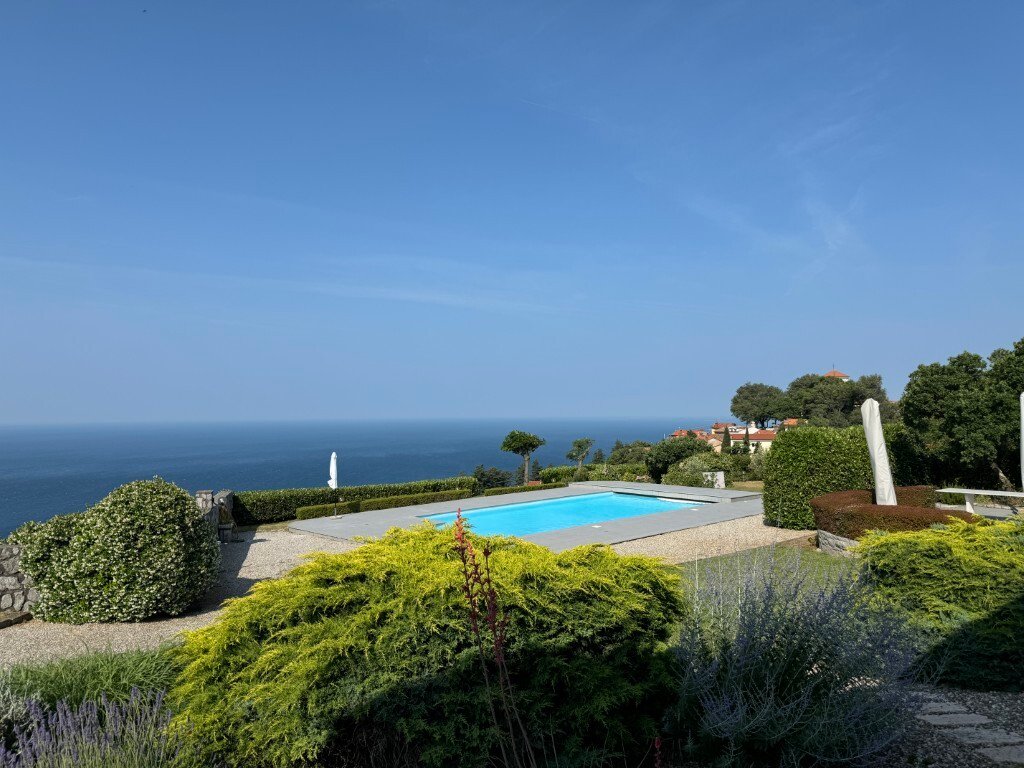 Villa in Contovello, Friuli – Venezia Giulia, Italy 1 - 15539056