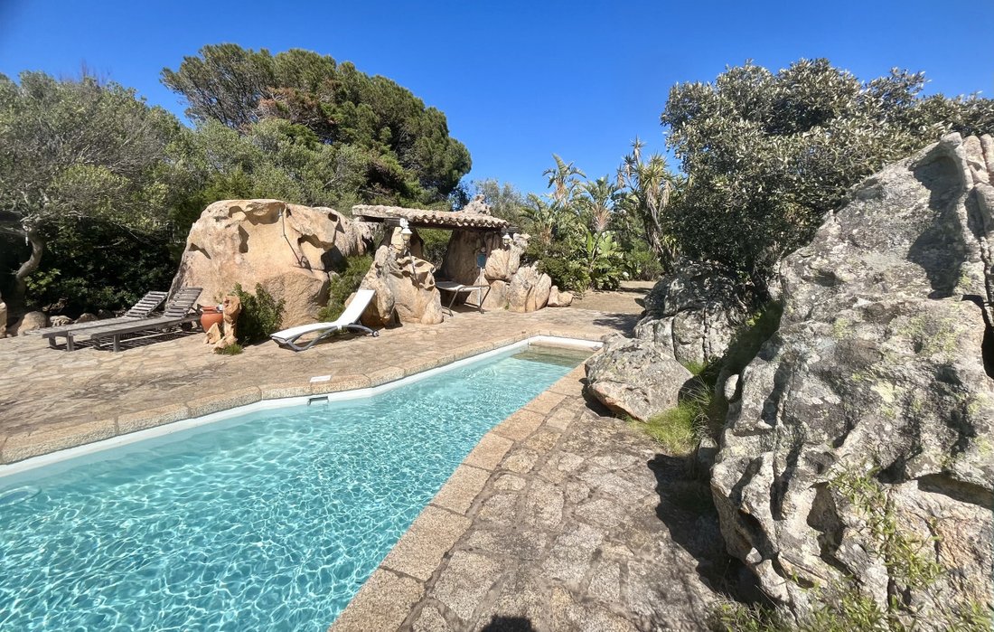 Villa in San Pantaleo, Olbia, Italy 4 - 14244072