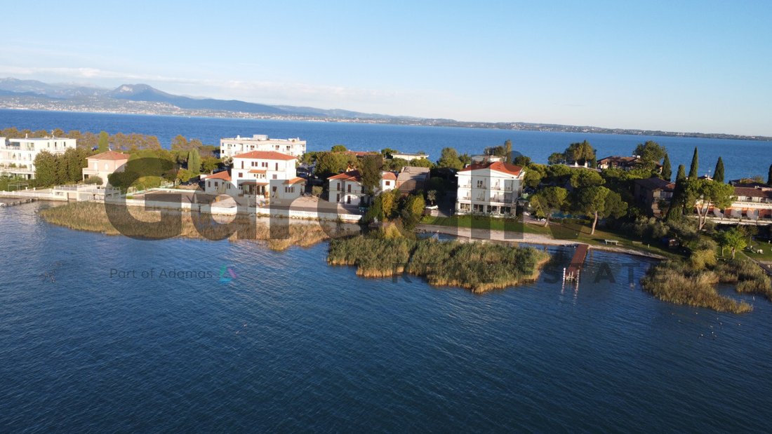 Apartment in Center, Sirmione, Lombardy 5 - 12797744