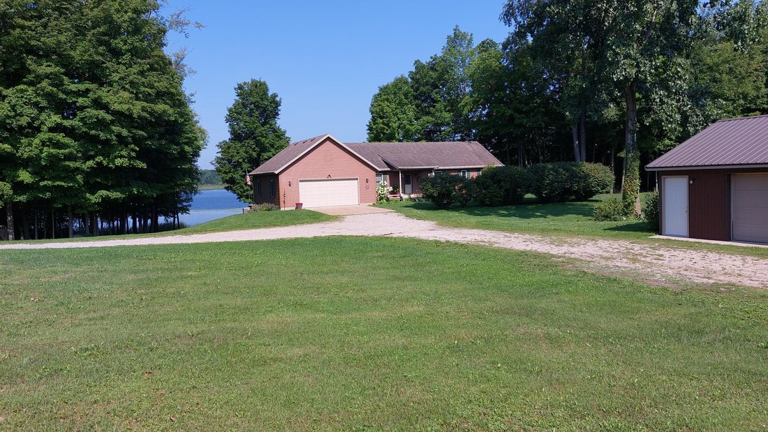 House in Dowagiac, Michigan, United States 2 - 16022660