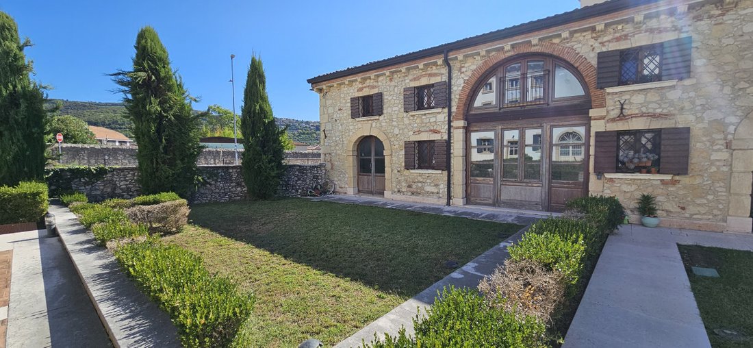 House in Negrar di Valpolicella, Veneto, Italy 2 - 13464539