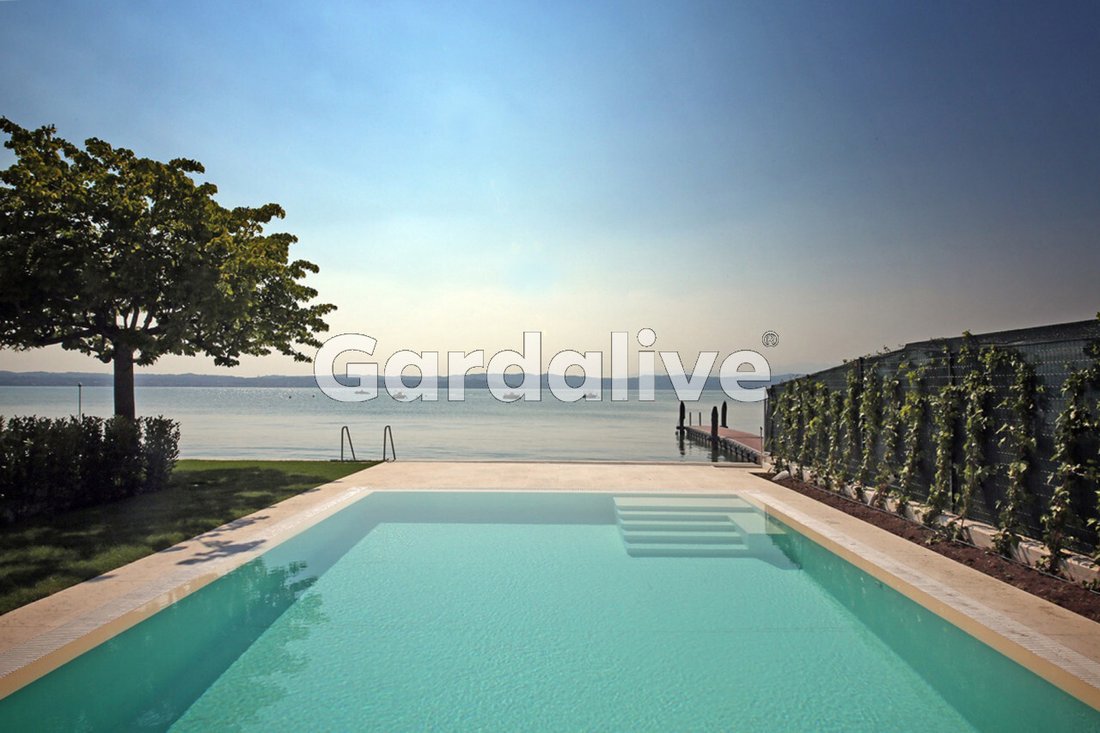 Apartment in Center, Sirmione, Lombardy 2 - 13182168