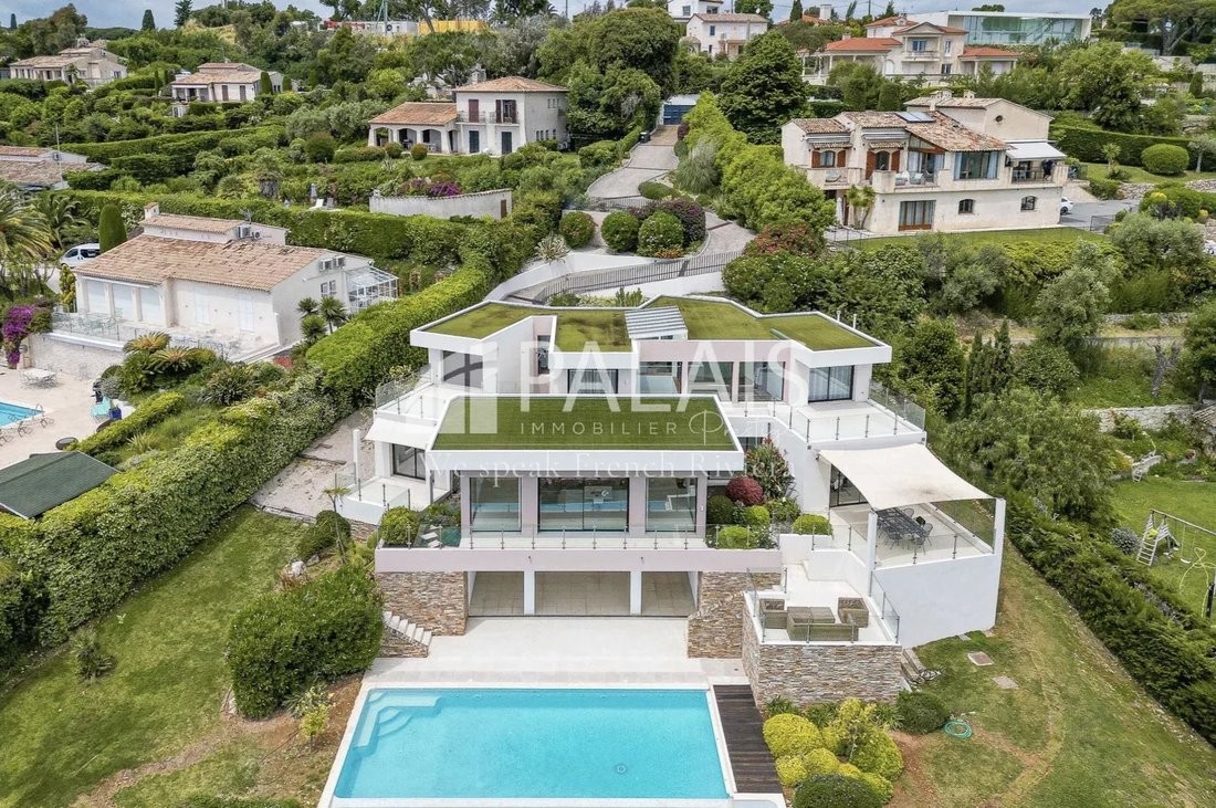 Villa in Les Cougoulins-Rastines, Antibes, France 4 - 16021618