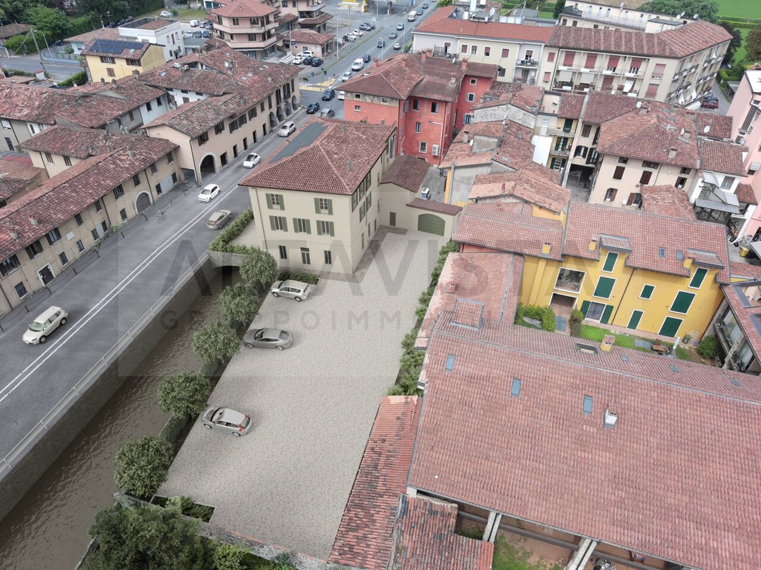 A Renaissance Dream in Lombardy: Brescia Palace’s Hidden Courtyard