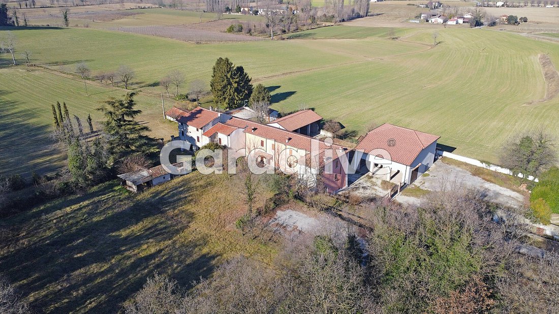 House in Center, Sirmione, Lombardy 4 - 13182170