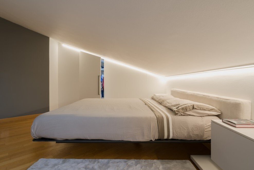 A Venetian Palace Whispering Through Medieval Walls