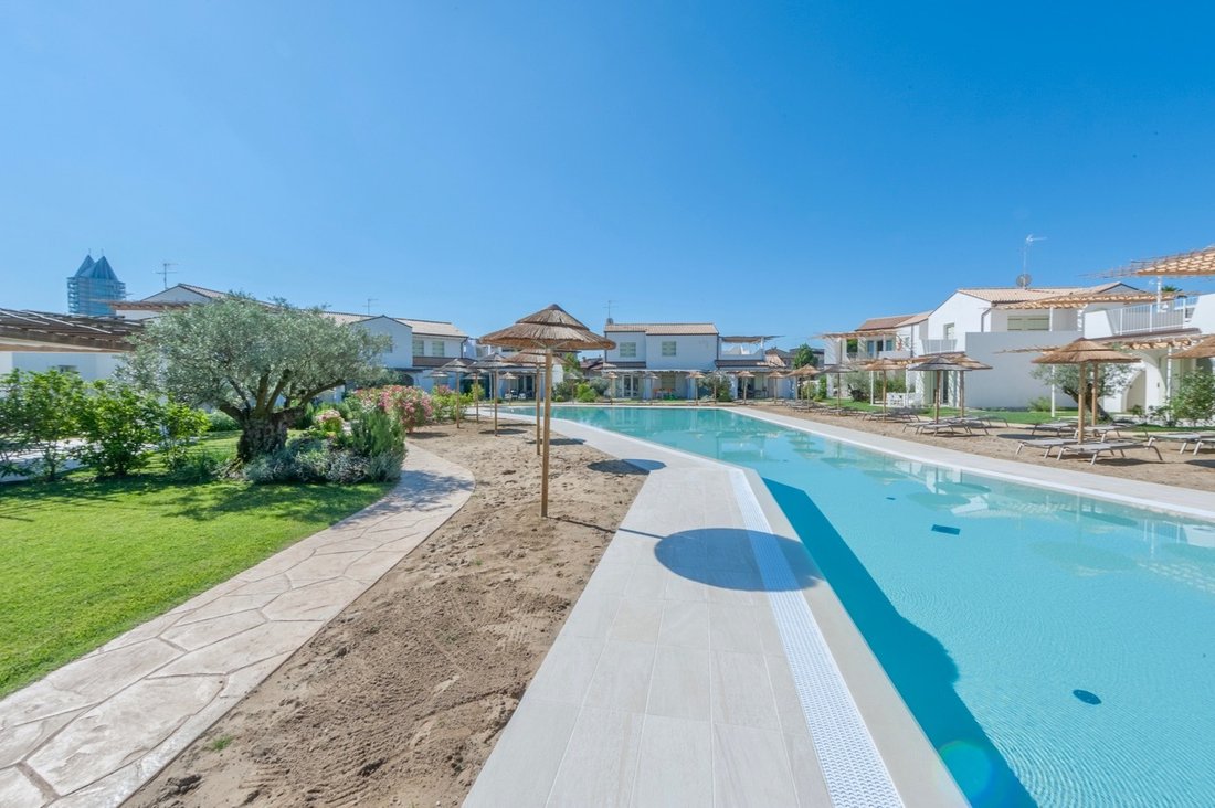 Apartment in Faro-Lido Ovest, Jesolo, Veneto 2 - 15089300