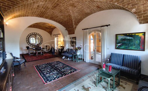 Castle for Sale in Molino d'Egola, Tuscany, Italy