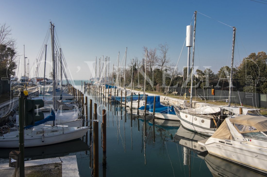 House in Isle of Lido, Veneto, Italy 5 - 12318484