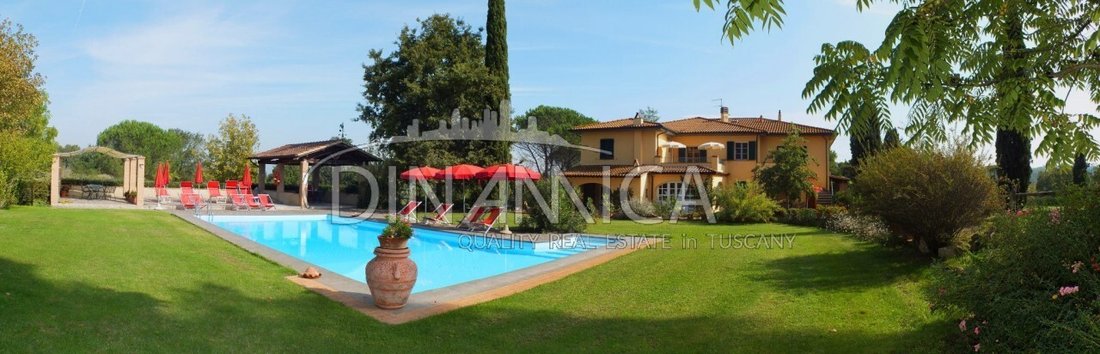 Villa in Crespina, Tuscany, Italy 2 - 12879690