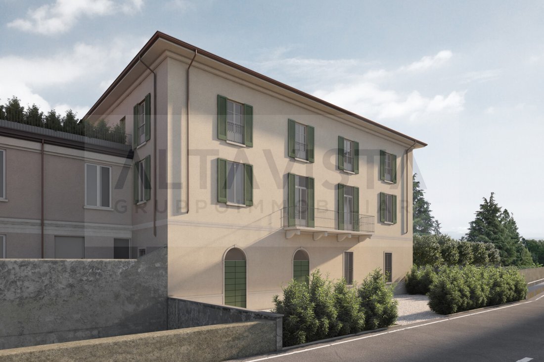 A Renaissance Dream in Lombardy: Brescia Palace’s Hidden Courtyard