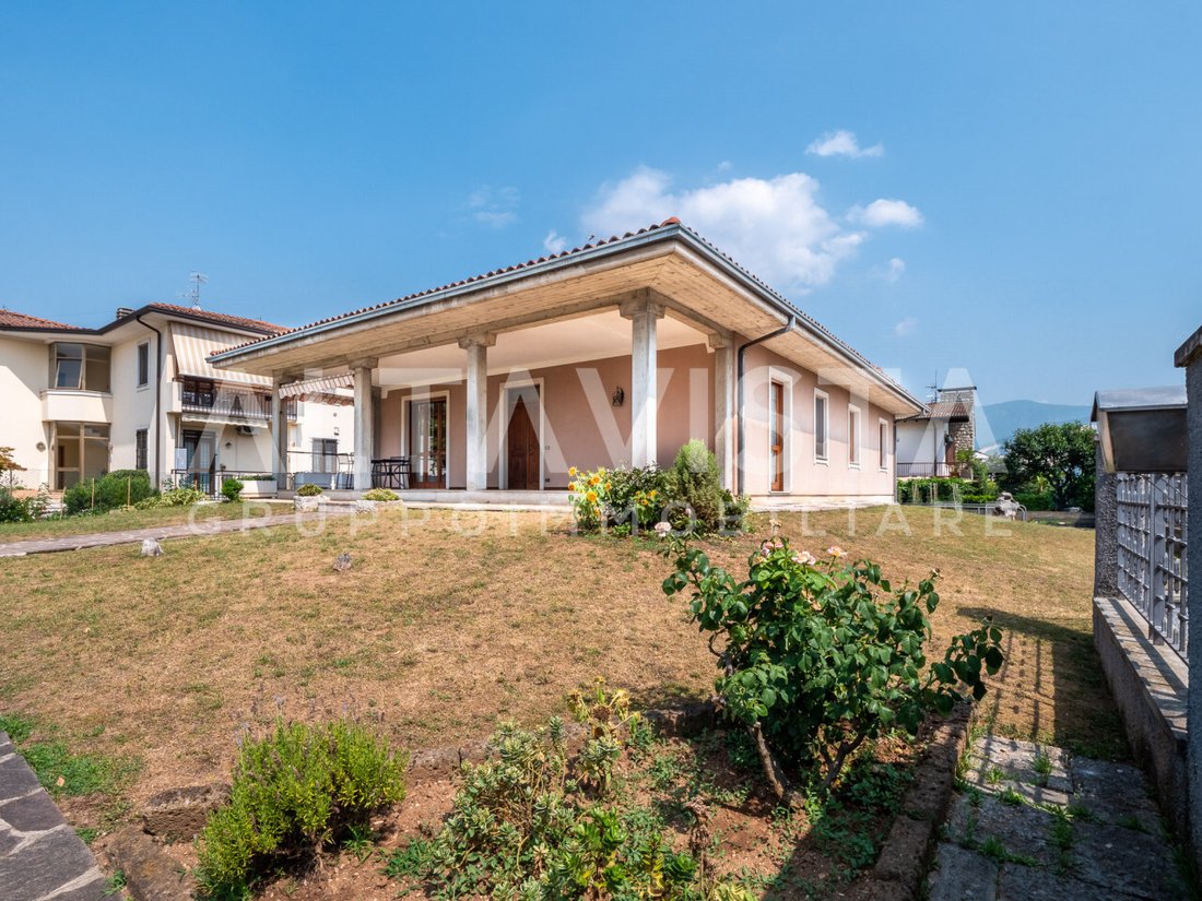 Villa in Rezzato, Lombardy, Italy 2 - 15933903