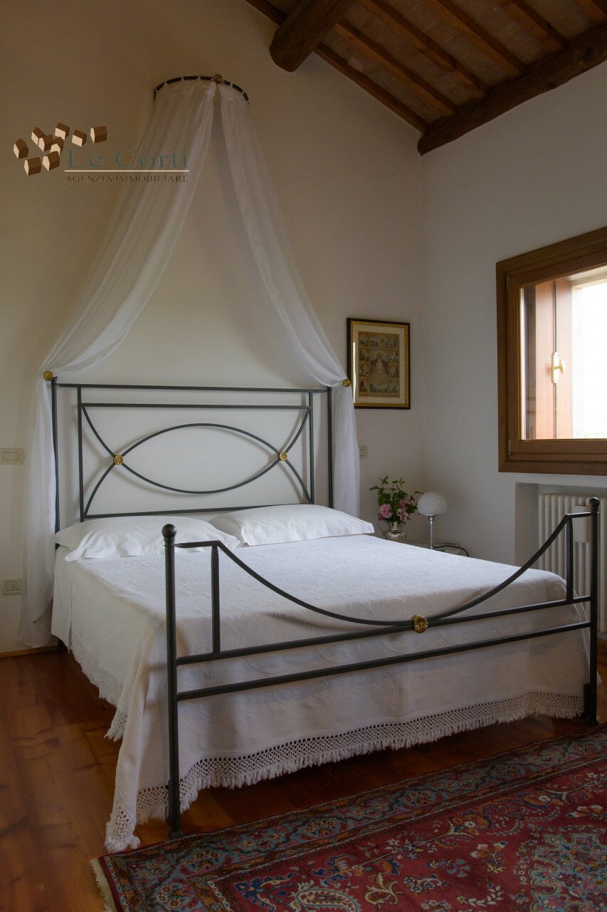 A 15th-Century Venetian Noble’s Dream: Vineyards, Frescoes & Timeless Elegance