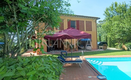 Castle for Sale in Molino d'Egola, Tuscany, Italy