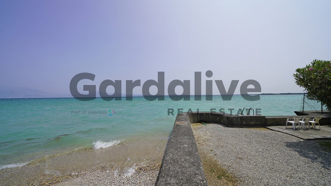 Apartment in Center, Sirmione, Lombardy 5 - 15952358