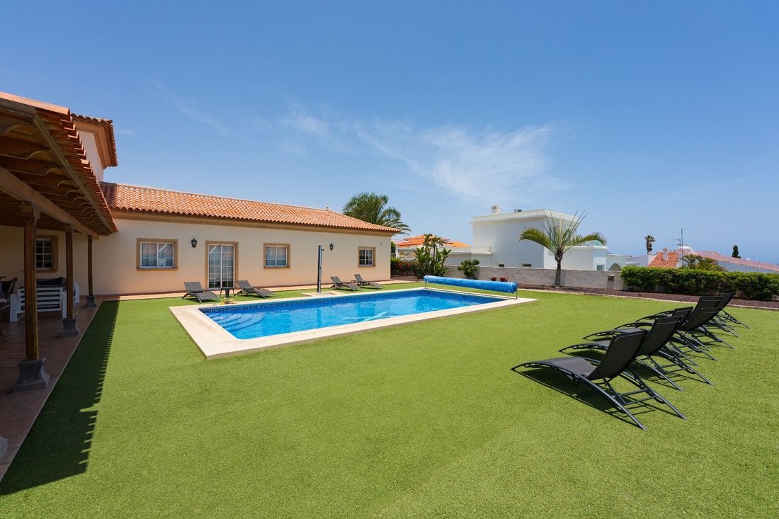 Villa in San Miguel de Abona, Canary Islands, Spain 5 - 16022711