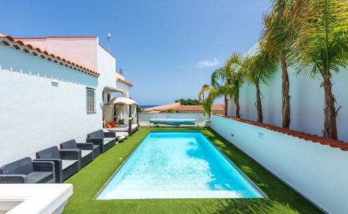 Villa in San Miguel de Abona, Canary Islands, Spain 1
