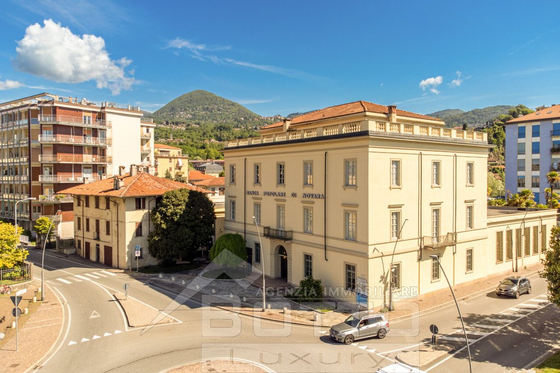 Palazzo Cobianchi: A Neoclassical Dream on Lake Maggiore’s Golden Shore