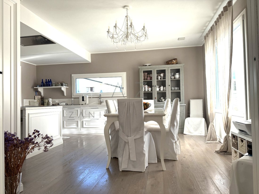 House in Castelfranco Veneto, Veneto, Italy 5 - 14969400