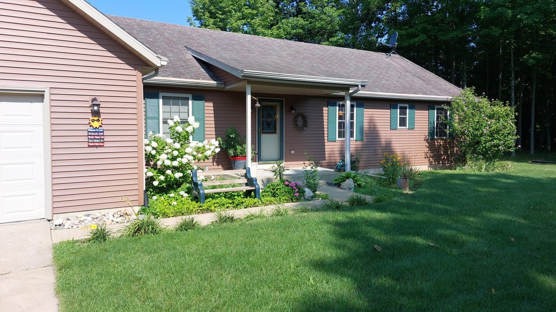 House in Dowagiac, Michigan, United States 3 - 16022660