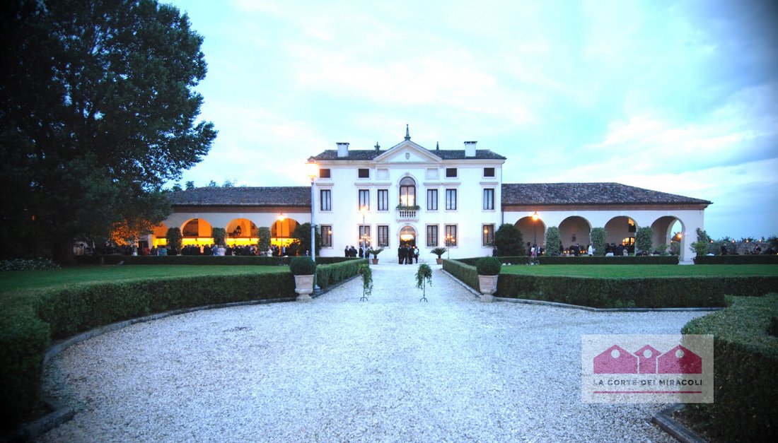 Villa in Montegalda, Veneto, Italy 3 - 15441105