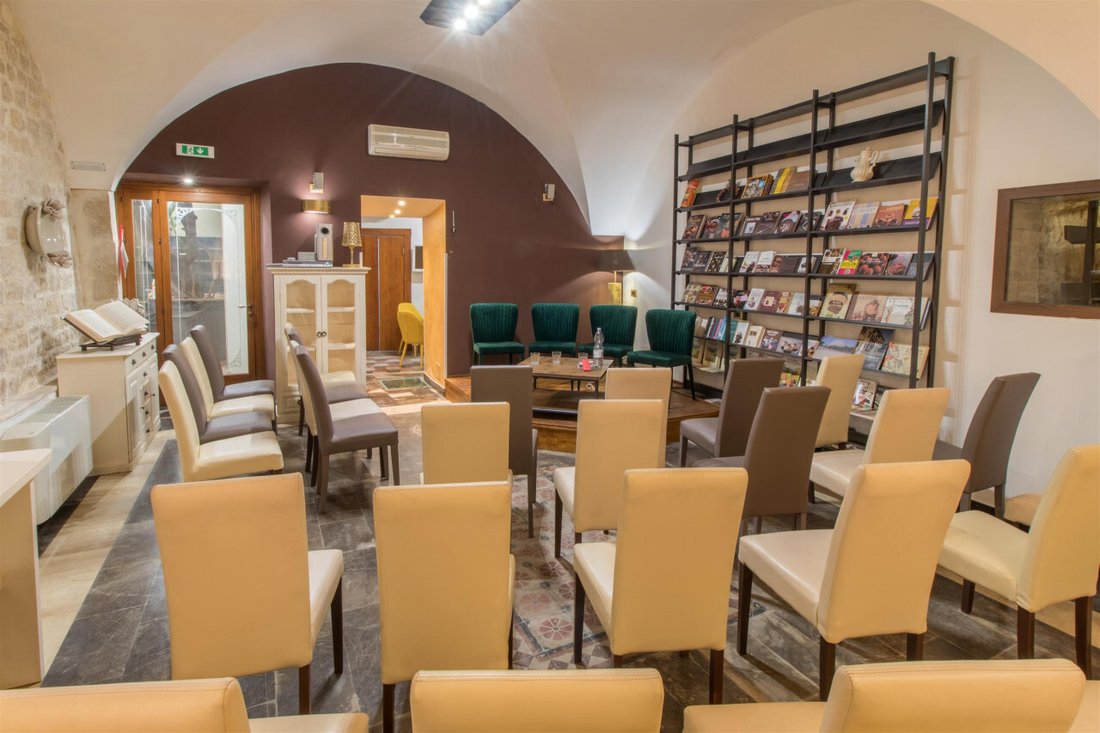 A 16th-Century Sicilian Palace Where Chocolate & History Dance