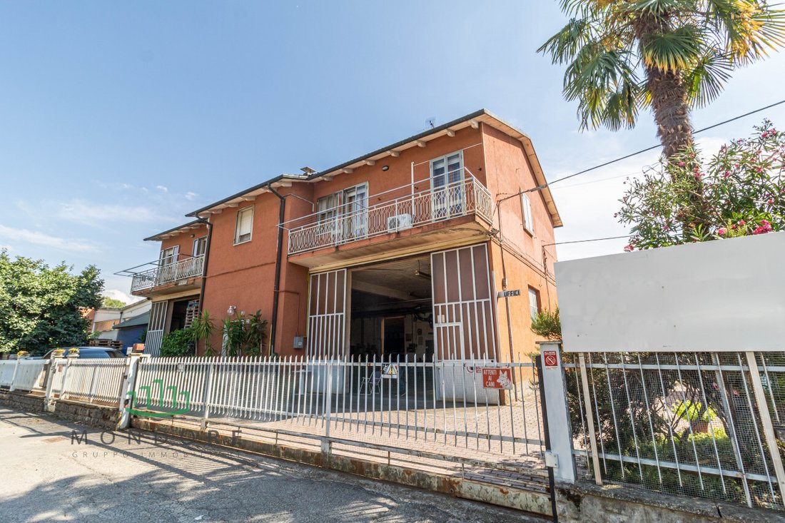 The Palazzo of Possibilities: A Legacy Awaits in Emilia-Romagna’s Golden Heart