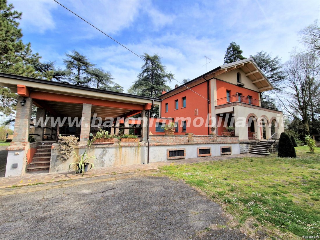 Villa in Borgo Panigale - Aeroporto District, Bologna, Emilia-Romagna 2 - 13299569