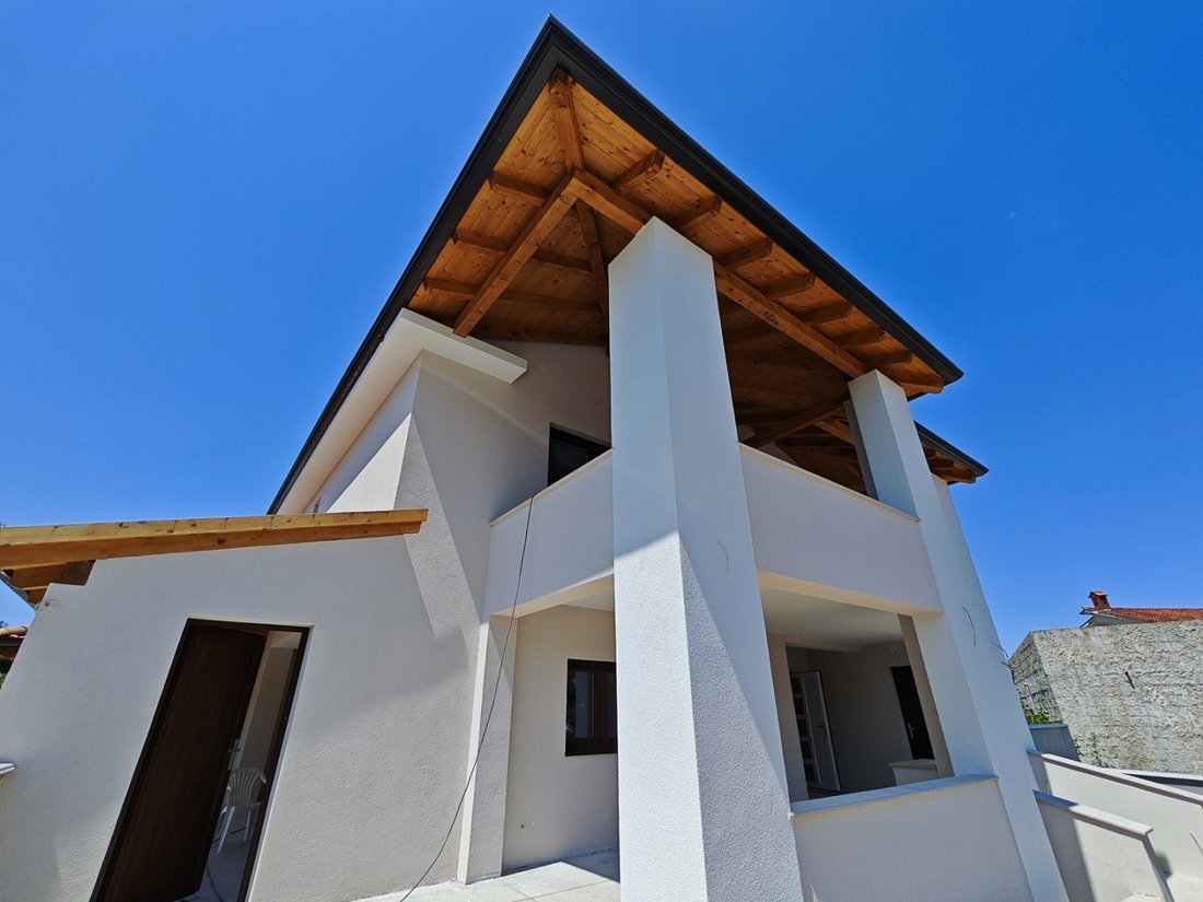 House in Dobrinj, Primorje-Gorski Kotar County, Croatia 1 - 16023334