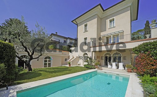 House in Salo, Lombardy, Italy 1