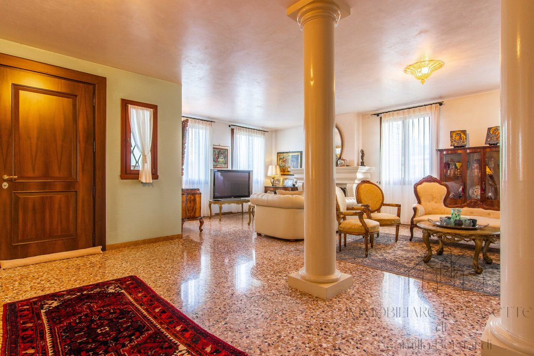 Villa in Legnaro, Veneto, Italy 4 - 15377992