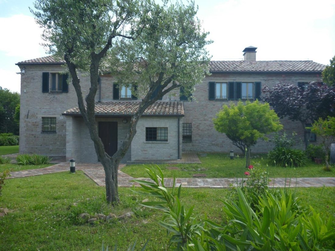 House in Historic Center, Pesaro, Marche 1 - 14576643
