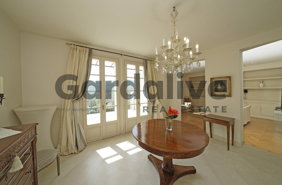 House in Salo, Lombardy, Italy 4 - 14762709