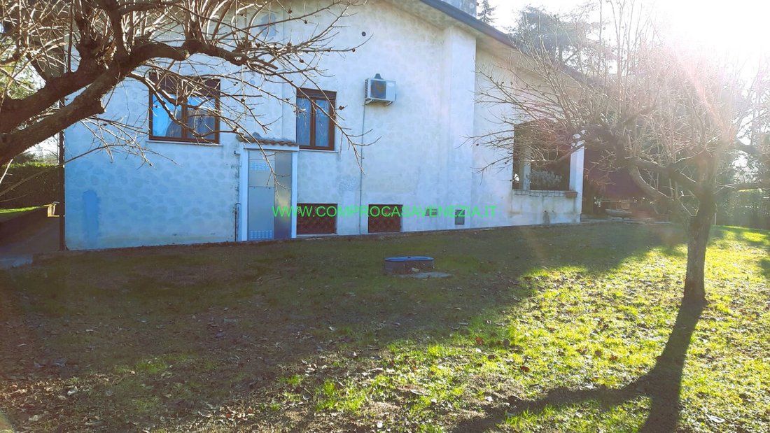 Villa in Preganziol, Veneto, Italy 2 - 15089295