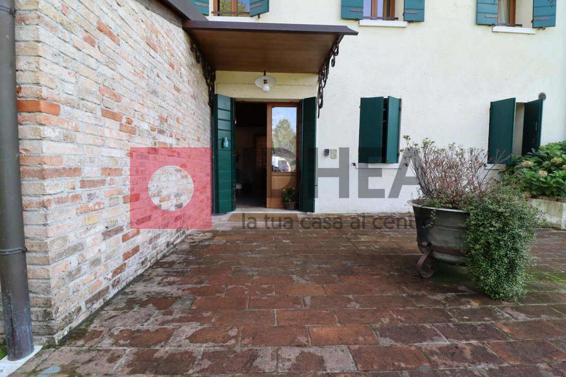 House in Spresiano, Veneto, Italy 3 - 14982324