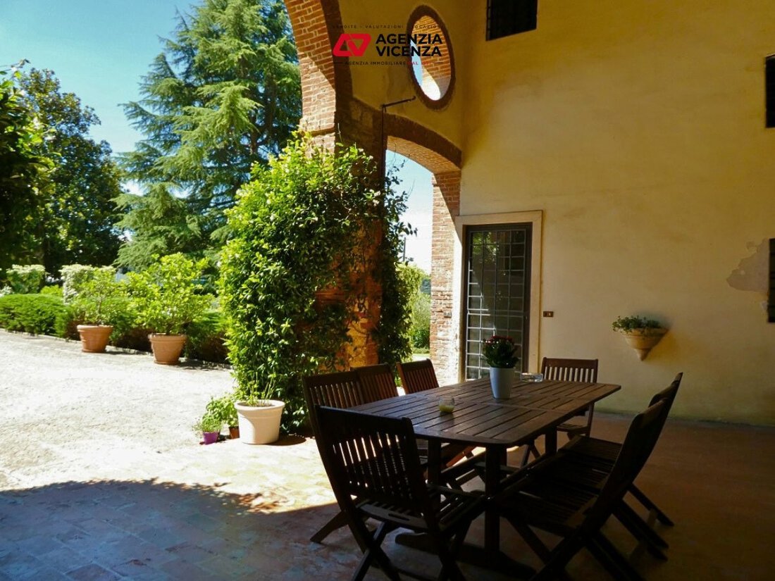 Villa in San Lazzaro - Cattane, Vicenza, Veneto 2 - 14496437