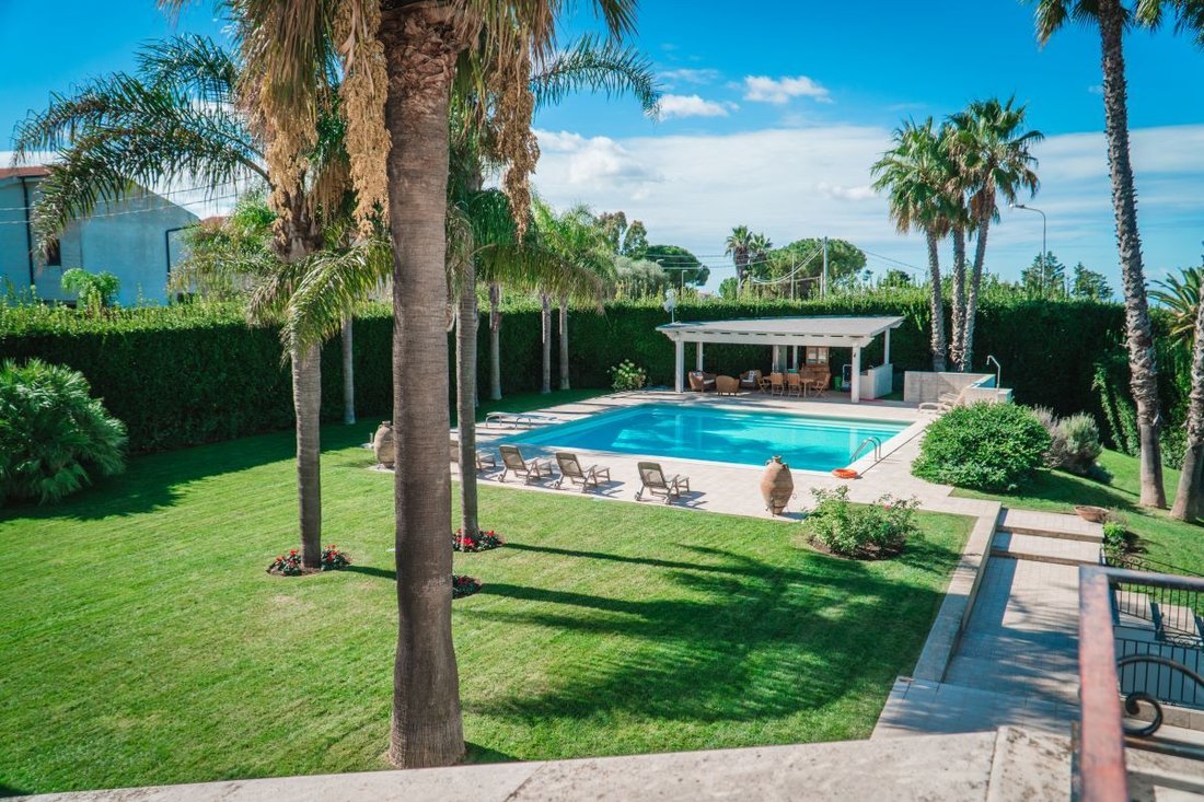 Villa in Modica Sorda, Modica, Sicily 3 - 15383872