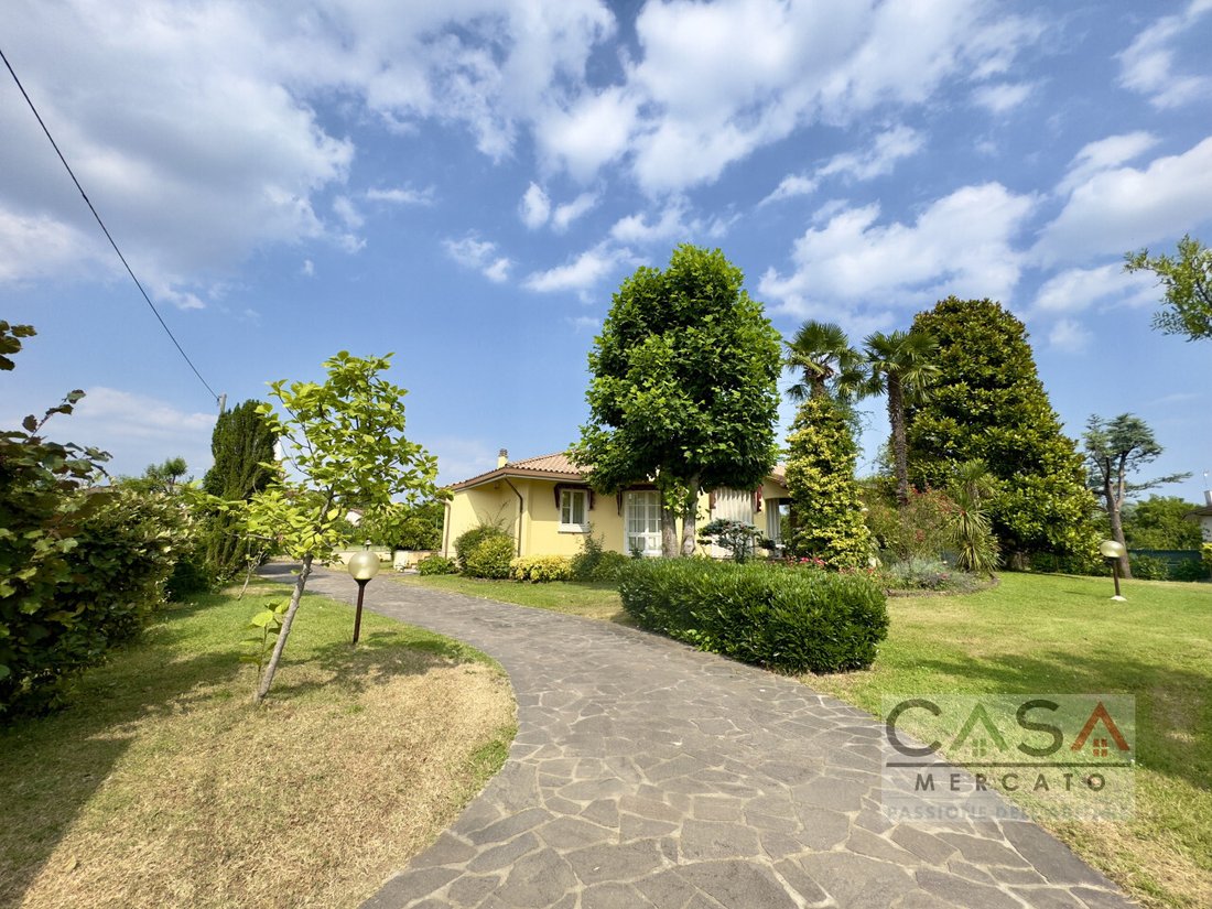 Villa in Cordenons, Friuli – Venezia Giulia, Italy 3 - 15896843