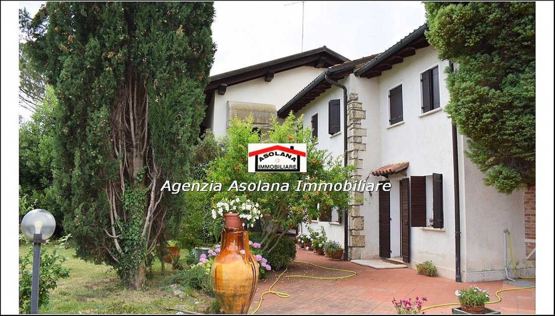 Villa in Asolo, Veneto, Italy 1 - 13736894