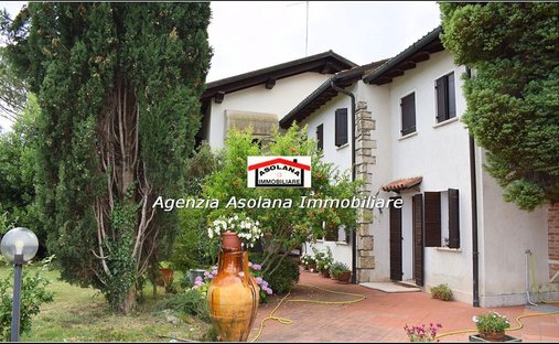 Villa in Asolo, Veneto, Italy 1