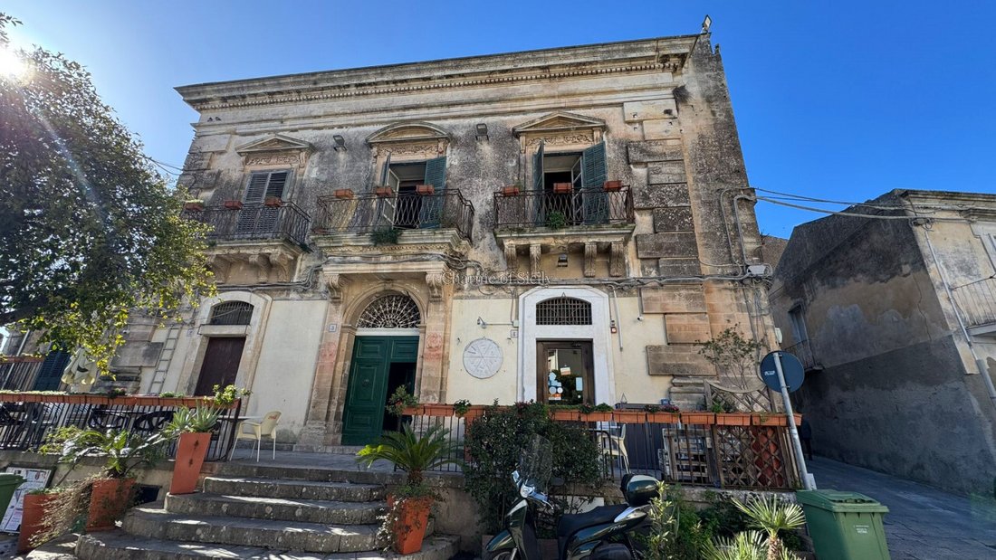 A Baroque Crown in Modica Alta: Sicily’s Timeless Palace of Light & Legacy