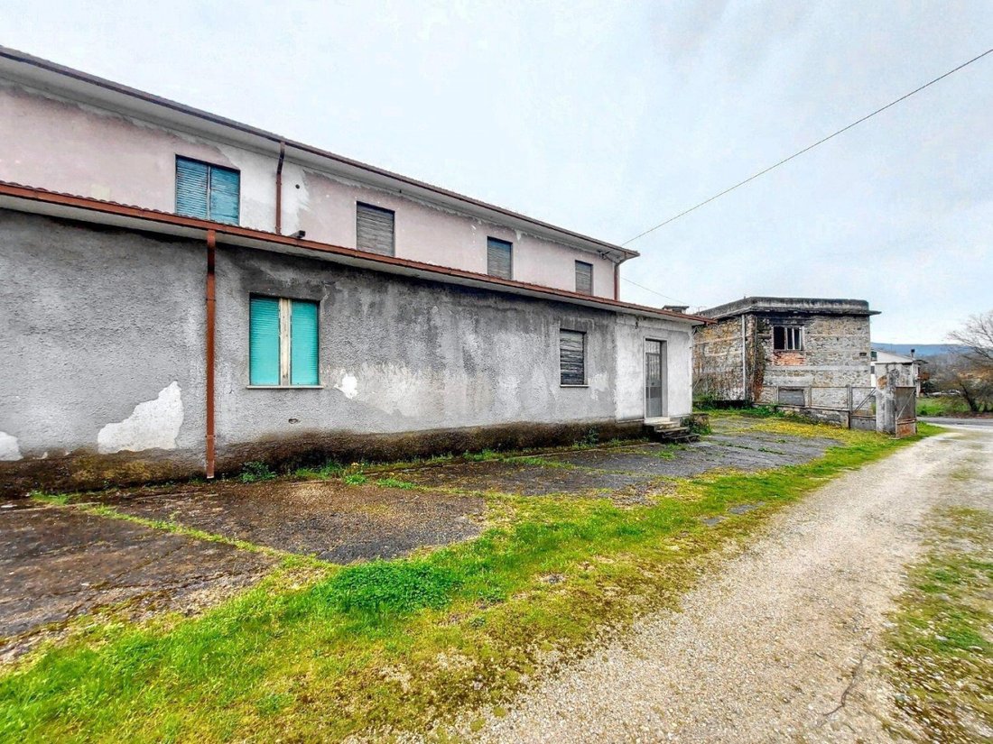 Land in Arce, Lazio, Italy 4 - 15455281