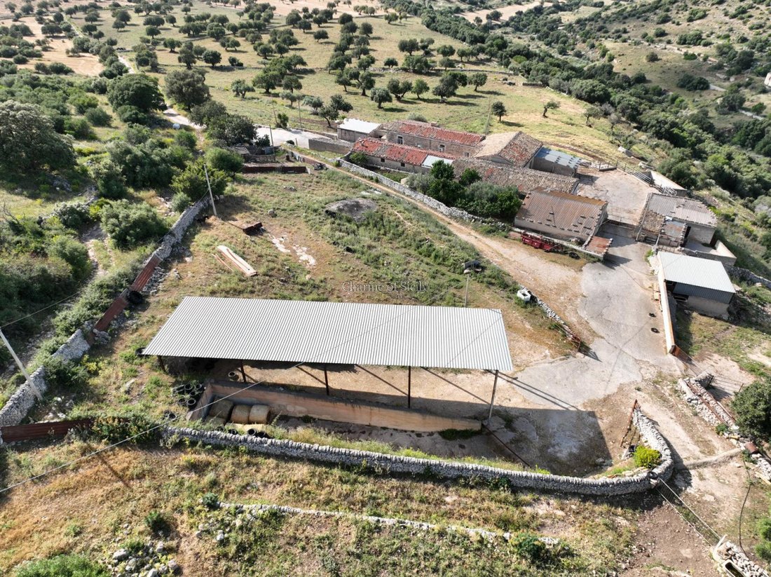 House in Comiso, Sicily, Italy 5 - 15785433