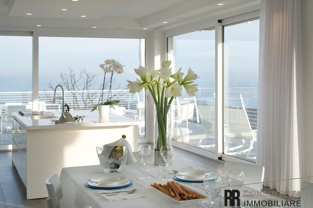 Apartment in Padenghe sul Garda, Lombardy, Italy 1 - 12954757