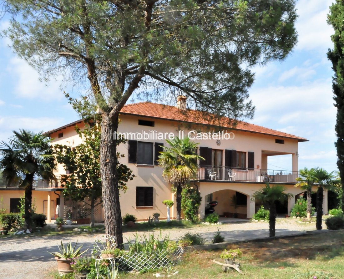 Villa in Castiglione del Lago, Umbria, Italy 1 - 12300508