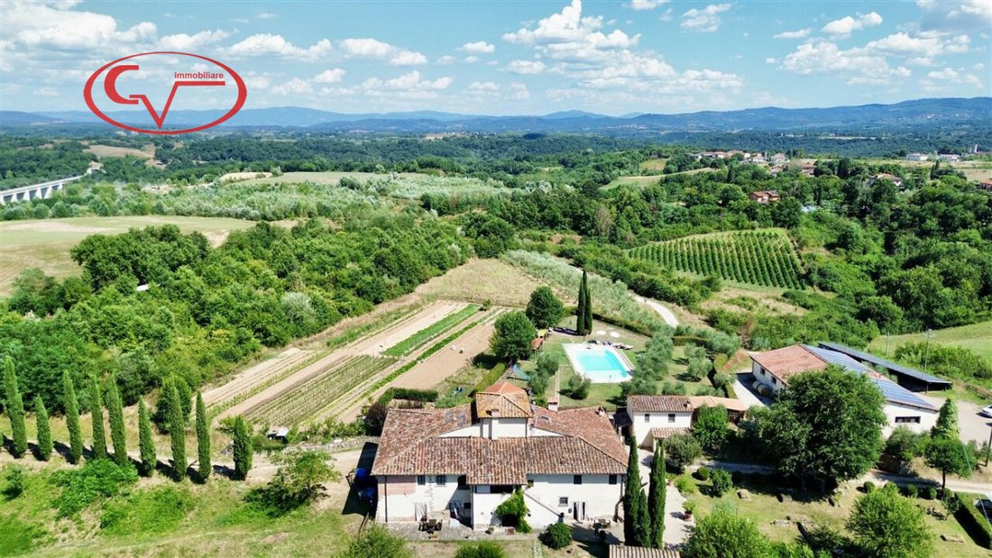 Villa in Terranuova Bracciolini, Tuscany, Italy 1 - 16019399