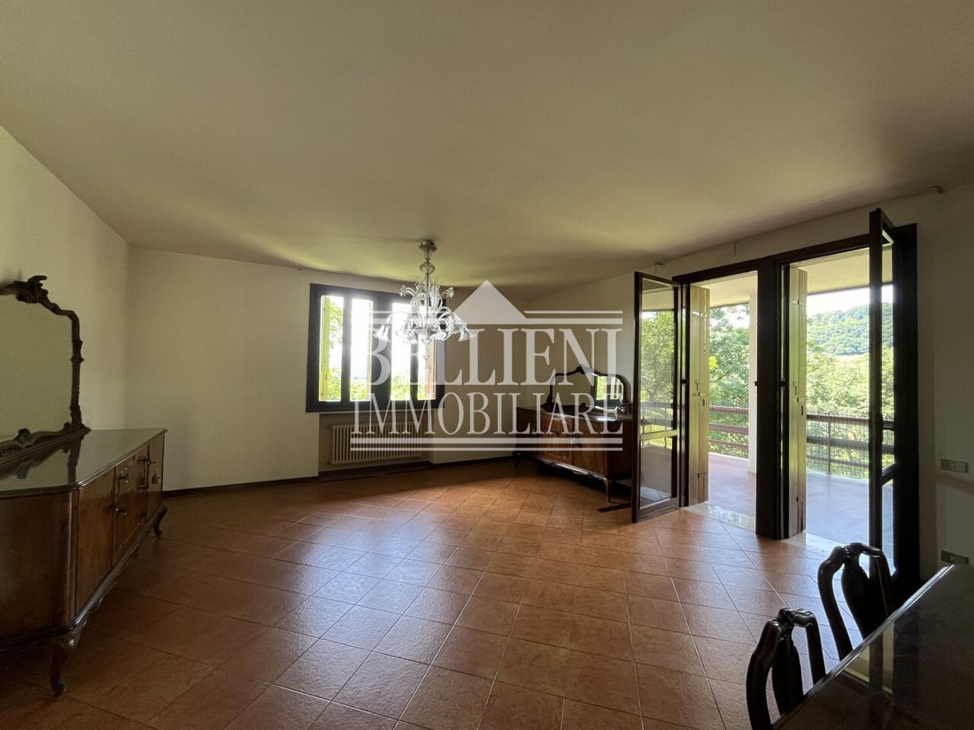 Villa in Creazzo, Veneto, Italy 2 - 14626250
