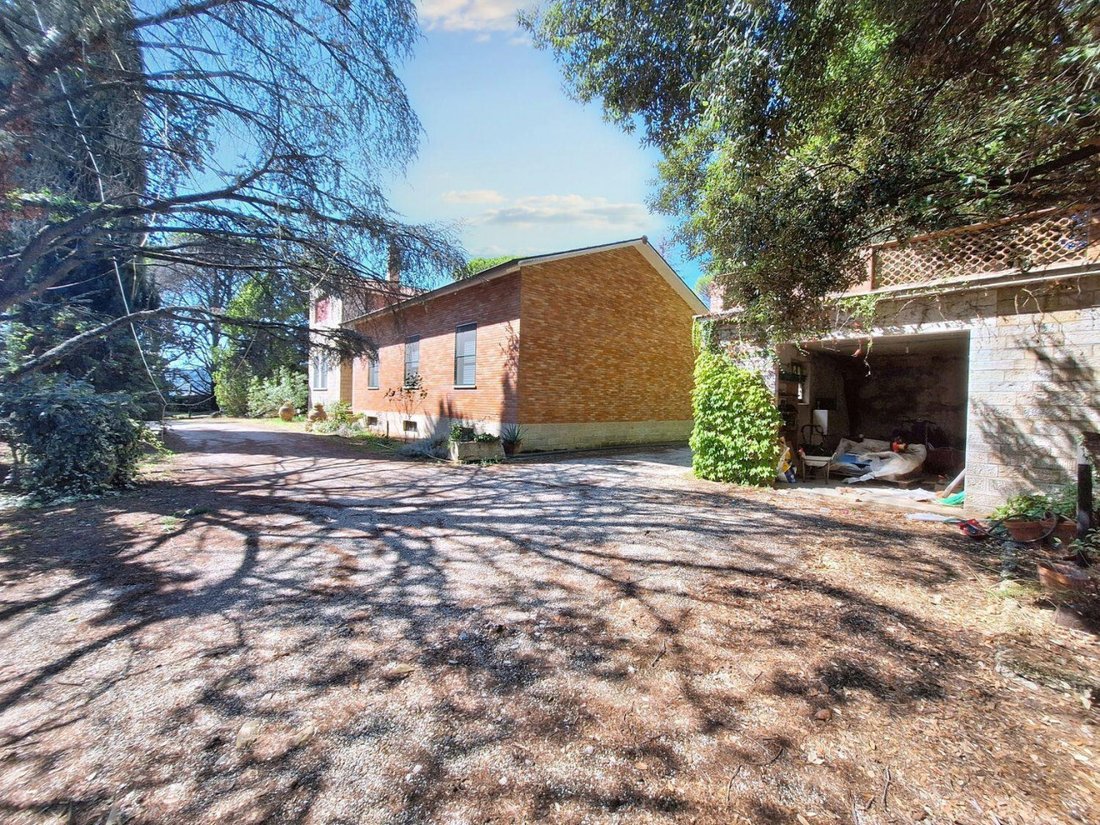 Villa in Monte Castello di Vibio, Umbria, Italy 3 - 15455150