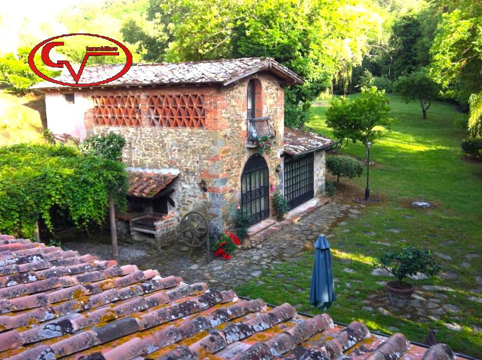 Villa in Stadium - Piazza della Repubblica, Montevarchi, Italy 2 - 15283353